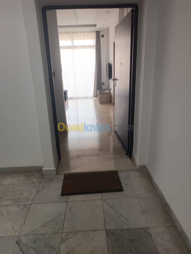 Location Appartement F3 Alger Hydra