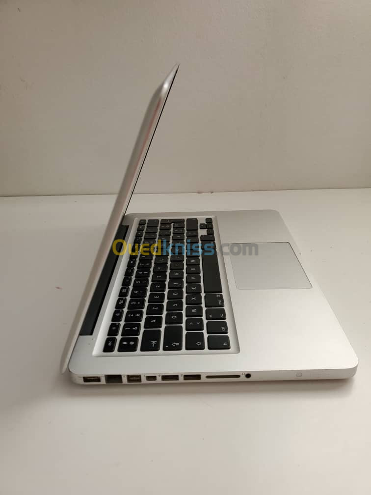 MacBook pro catalina 10.15.7