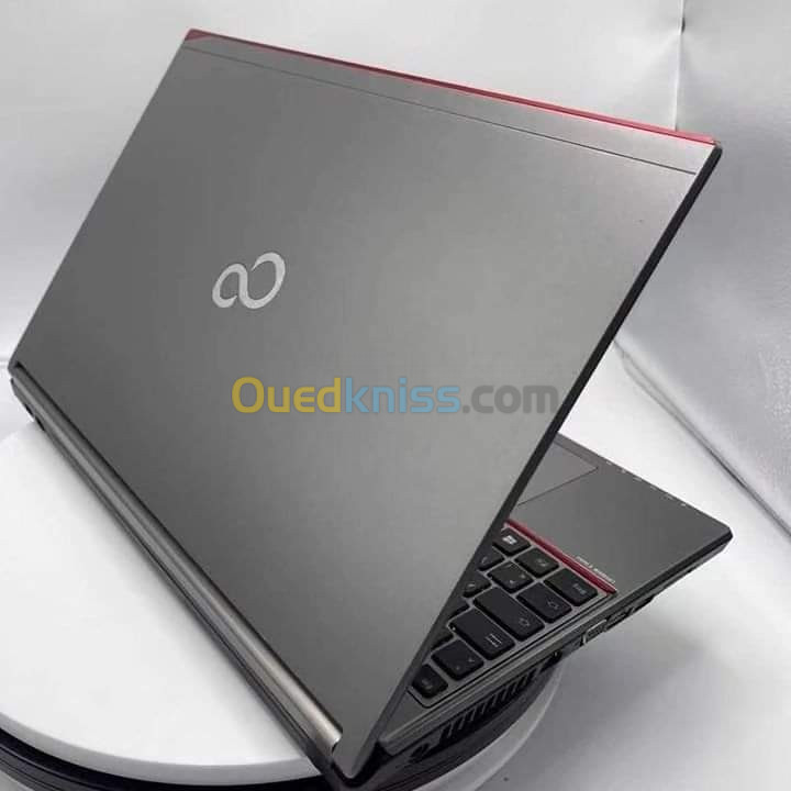 fujitsu i3 6eme 8g 256ssd 15.6" fhd