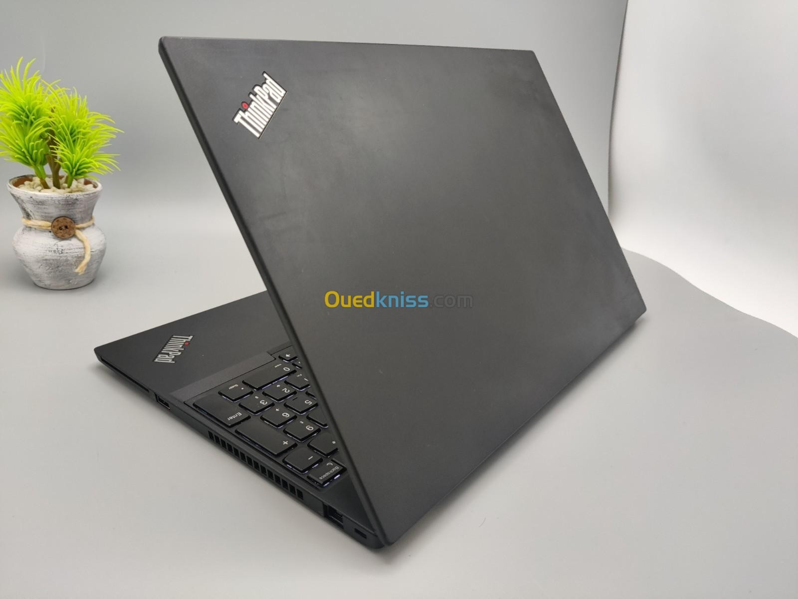 THINKPAD T590 I7 8eme 16GB 256GB SSD 15.6" FHD IPS TACTILE 