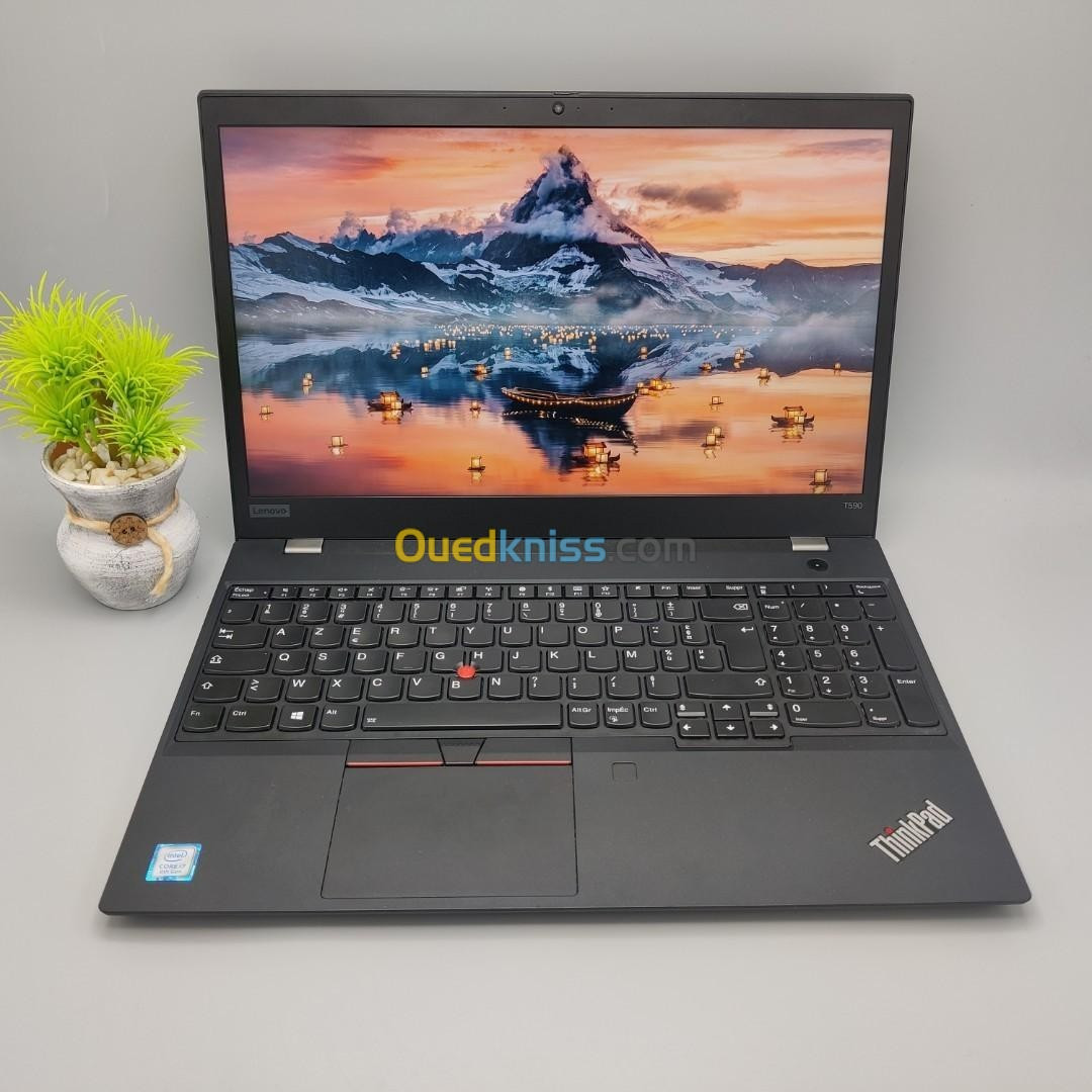 THINKPAD T590 I7 8eme 16GB 256GB SSD 15.6" FHD IPS TACTILE 