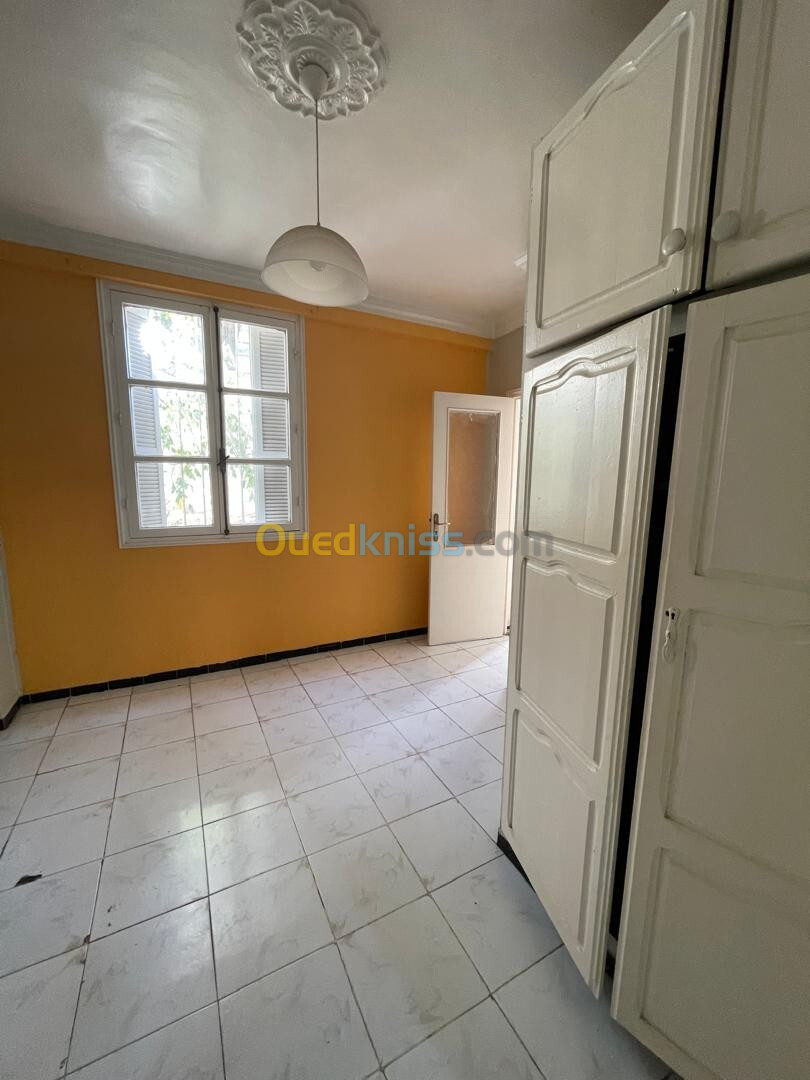 Location Appartement F5 Alger Said hamdine