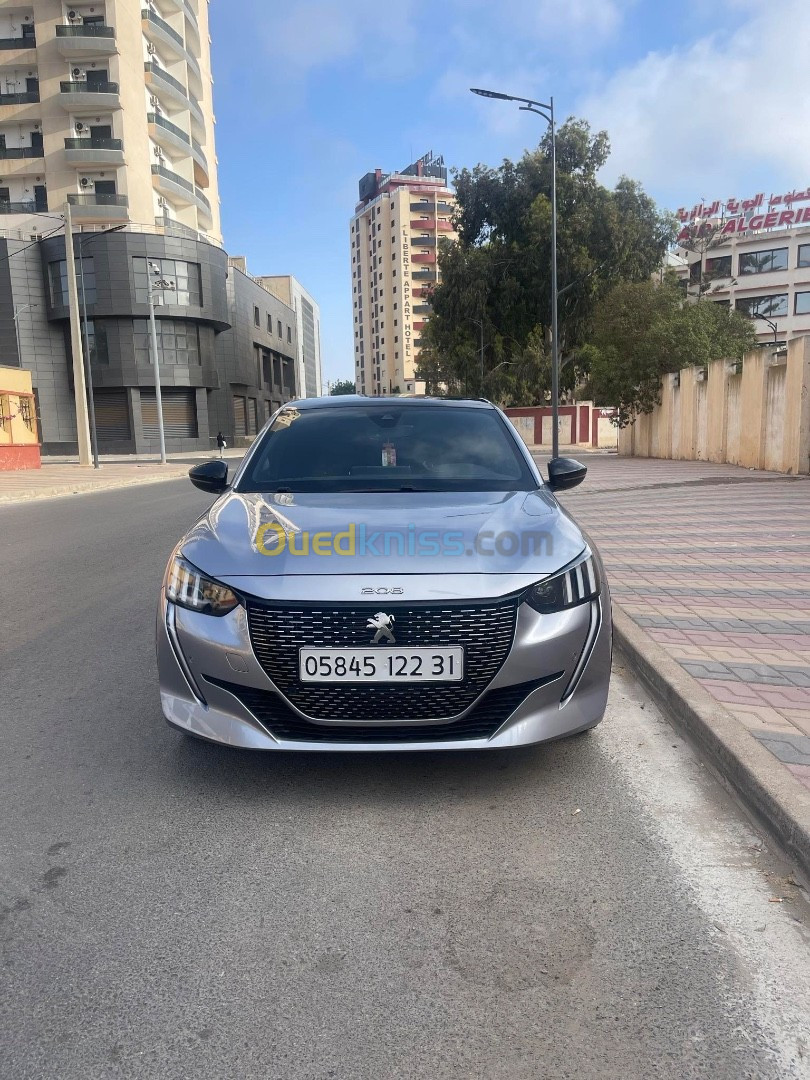 Peugeot 208 2022 GT