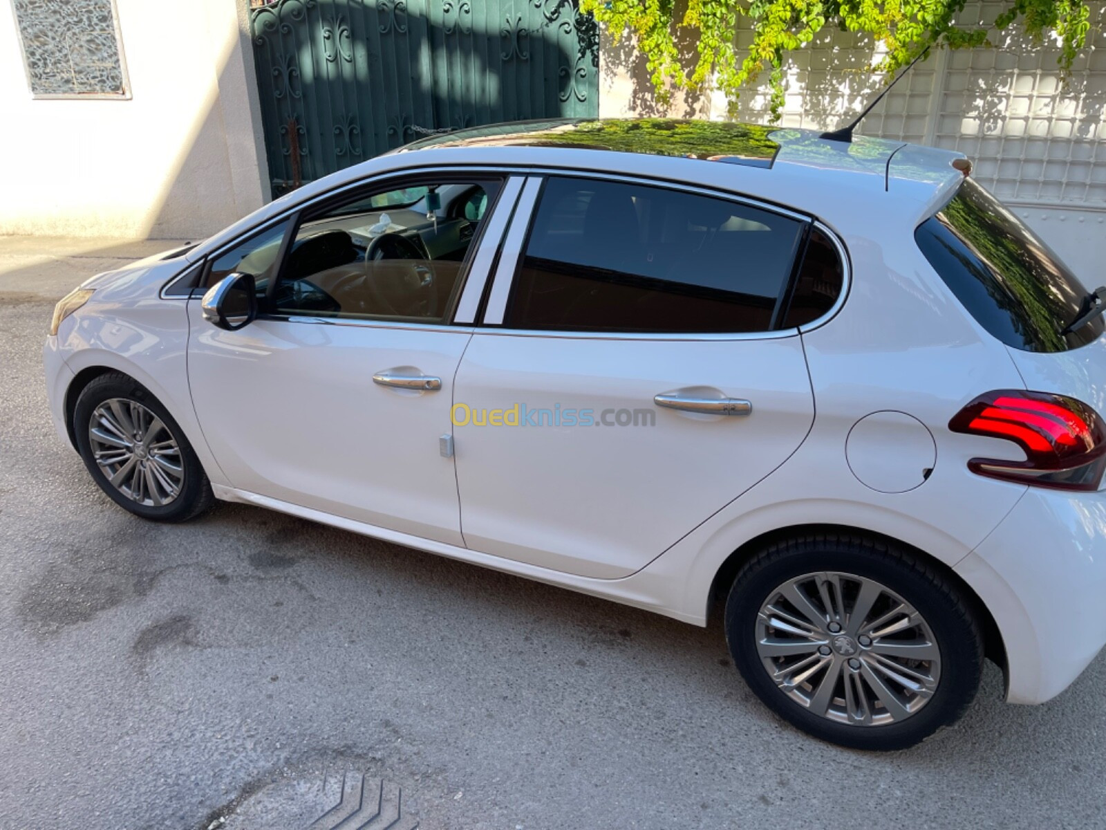 Peugeot 208 2019 Allure Facelift