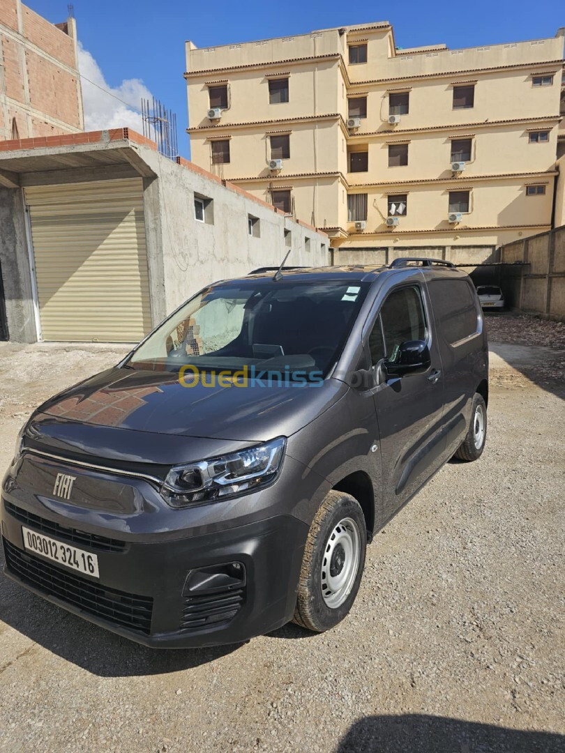 Fiat Doblo 2024 Italie