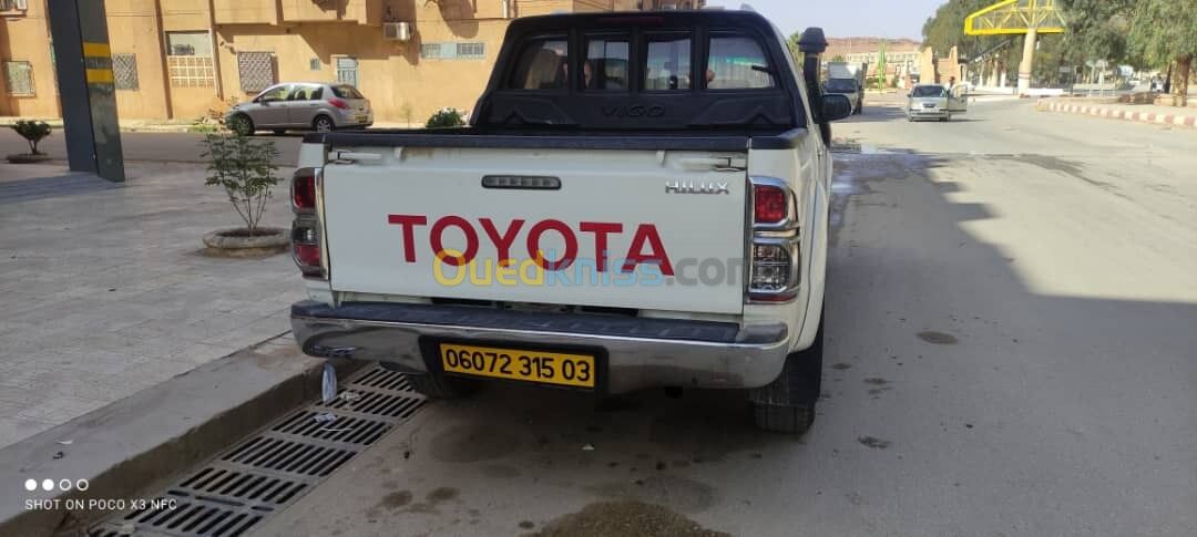 Toyota Hilux 2015 LEGEND DC 4x4 Pack Luxe