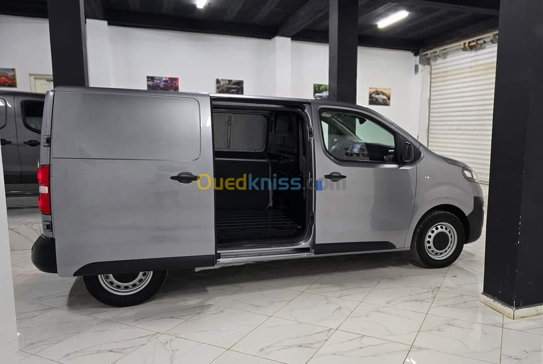 Fiat Scudo 2023 Scudo par 16