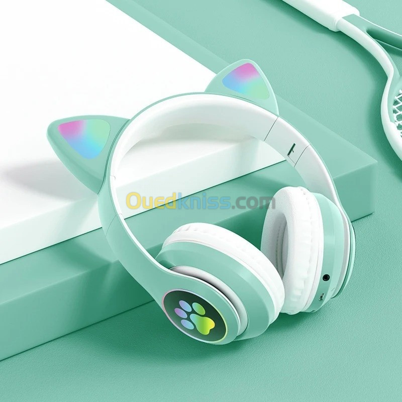 Casque stéréo Bluetooth sans fil oreilles de chat électroluminescents avec support carte TF