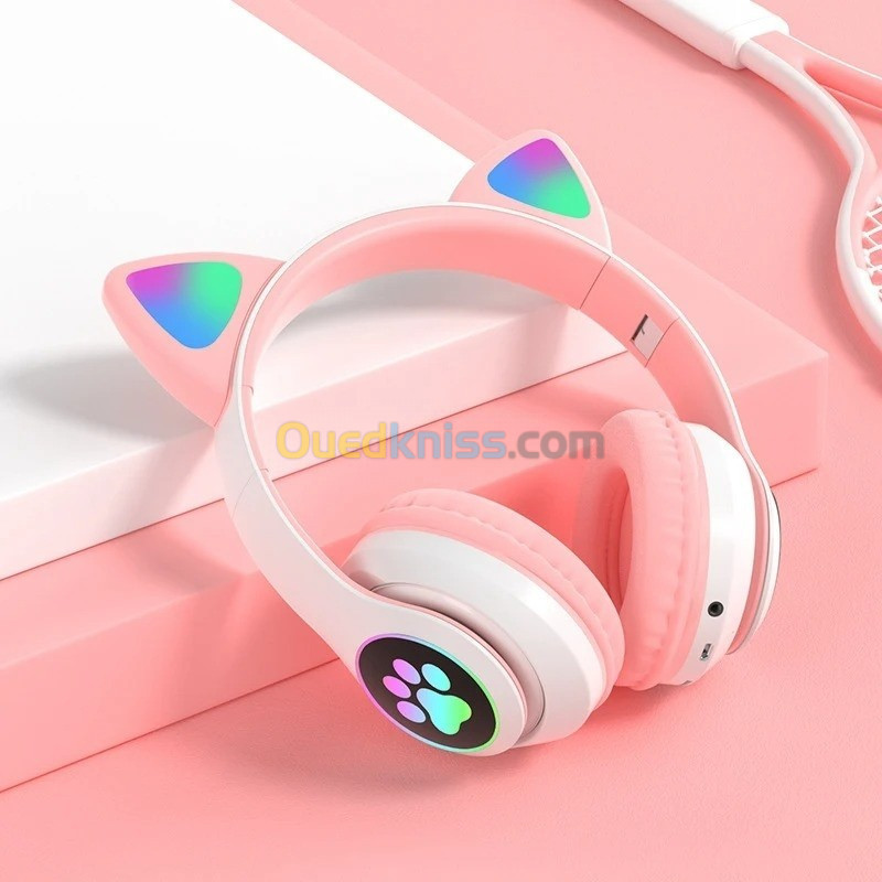 Casque stéréo Bluetooth sans fil oreilles de chat électroluminescents avec support carte TF