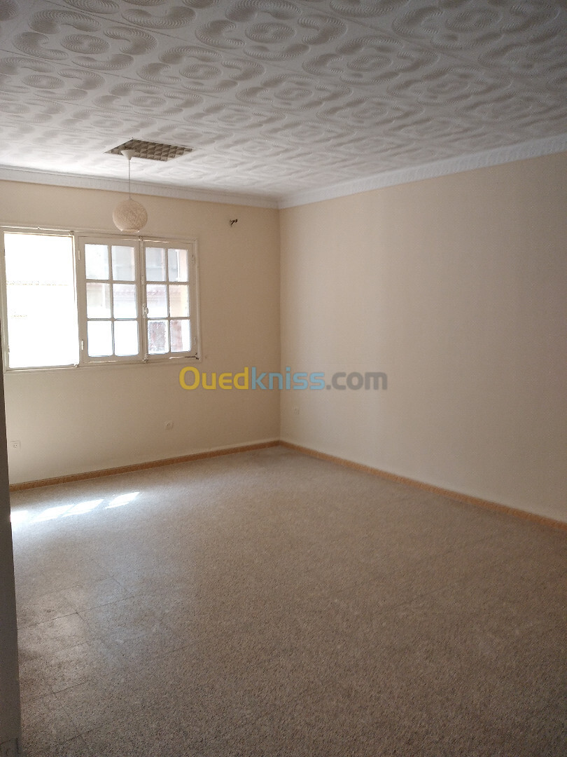 Location Appartement F4 Alger Bordj el bahri