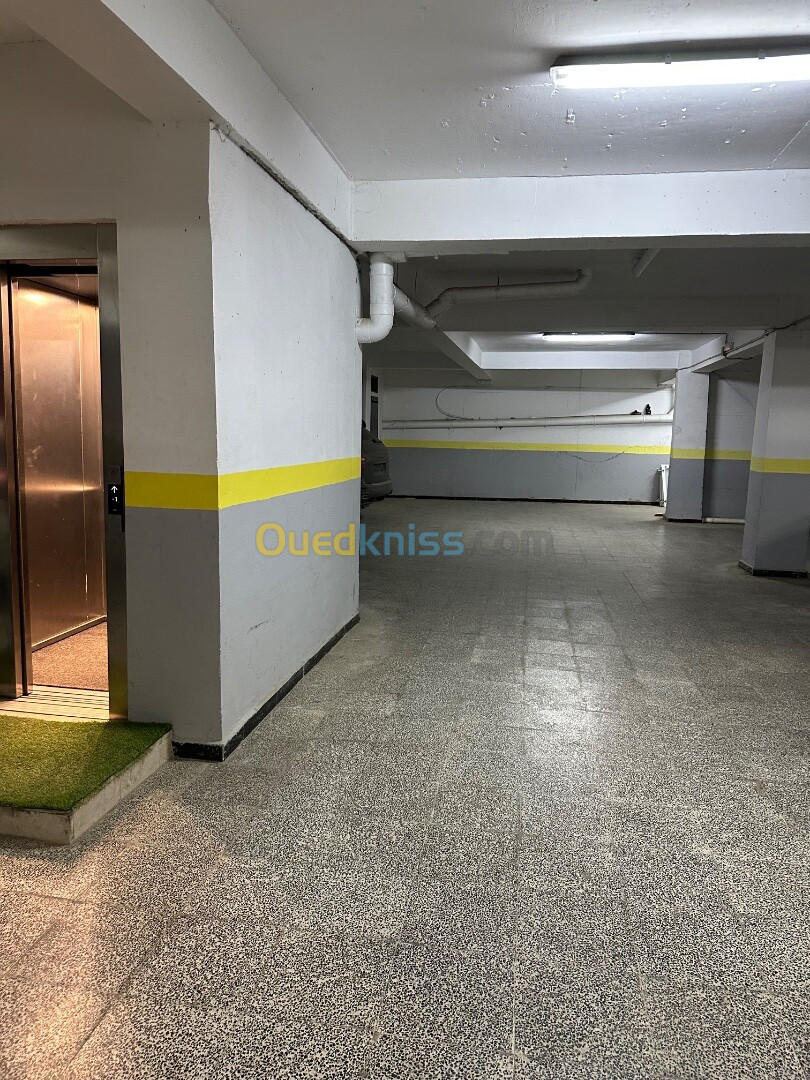 Location Appartement F4 Alger Ben aknoun