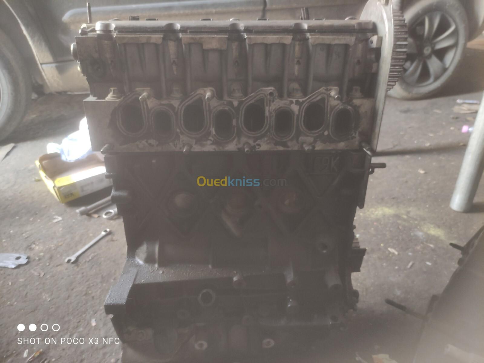 Moteur laguna carta 1.9 dci 120 