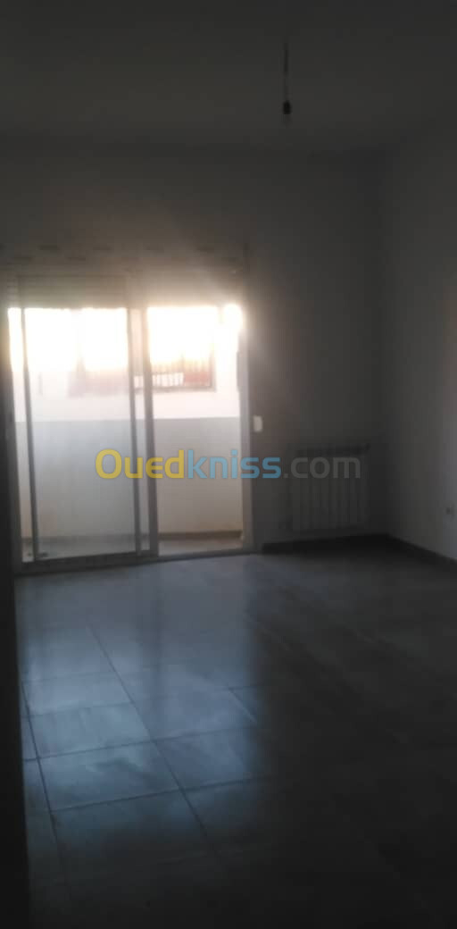 Location Appartement F3 Tipaza Bou ismail