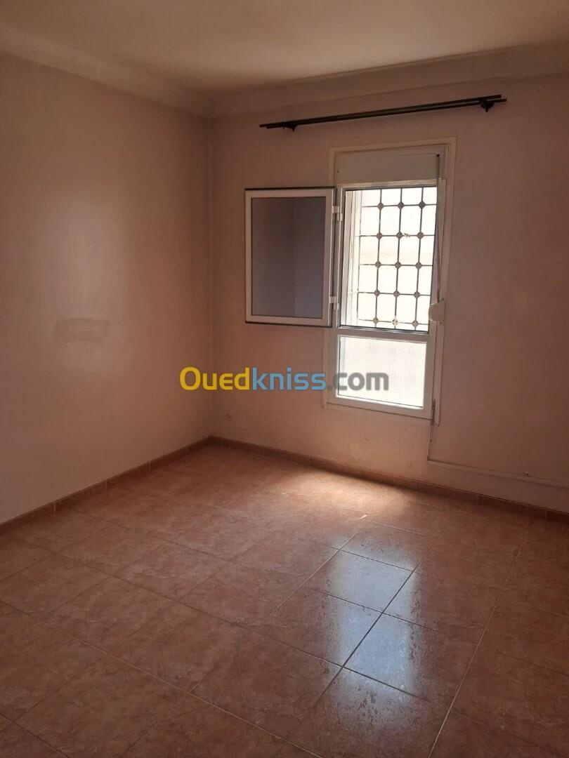 Location Appartement F3 Alger Kouba