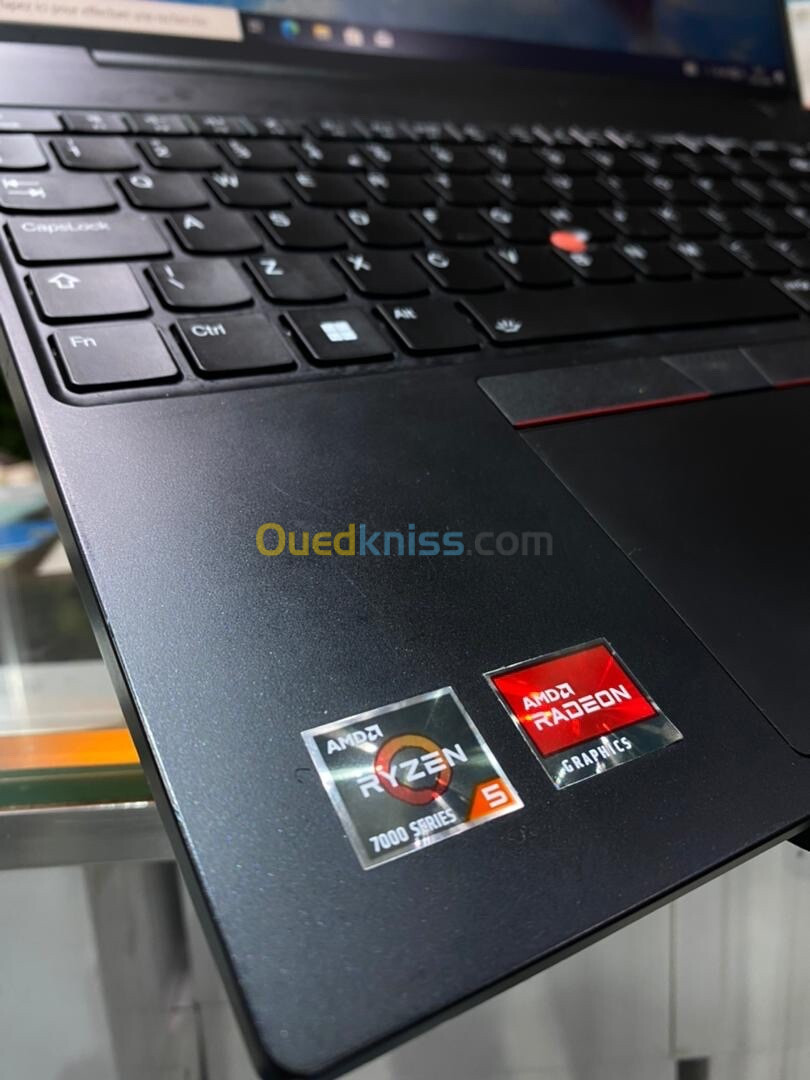 LENOVO E16 RYZEN 5 7350 16GB 512GB SSD 16 QHD