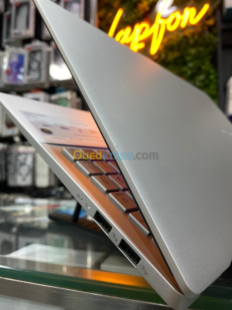 ASUS VIVOBOOK S15 SNAP DRAGON X ÉLITE 32GB 1000GB SSD 15.6 OLED 3K QUALCOM ADRENO X1-85