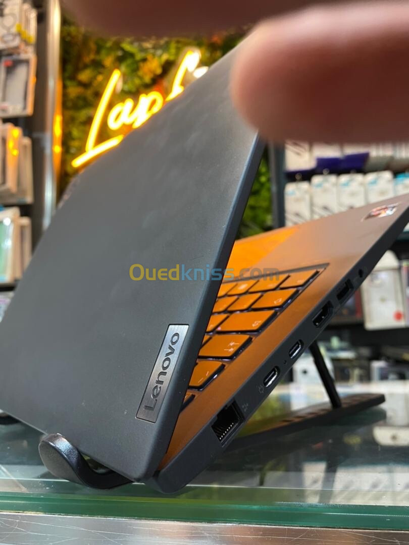 LENOVO T14 RYZEN 5 7540U 16GB 512GB SSD 14 FHD RADOEN 740M 