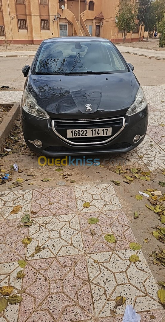 Peugeot 208 2014 