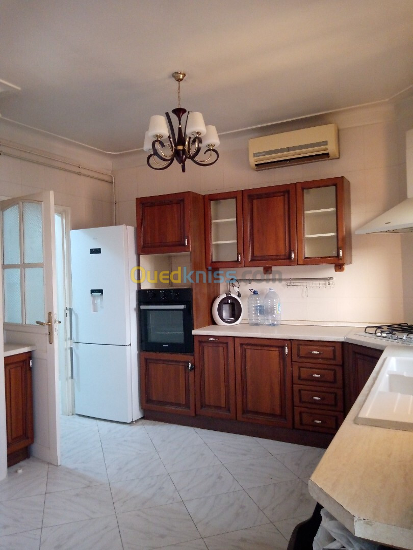 Location Appartement F5 Alger Bir mourad rais