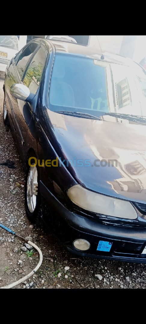 Renault Laguna 1 2000 Laguna