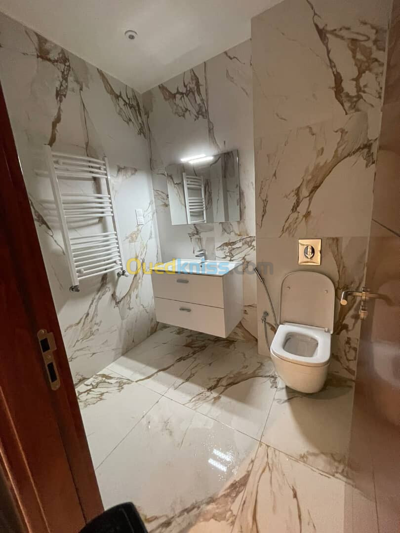 Location Appartement F4 Alger Hydra