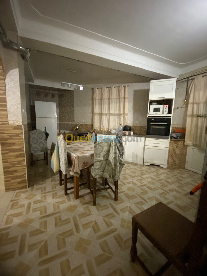 Location Appartement F5 Blida Larbaa