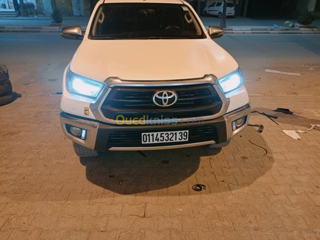 Toyota Hilux 2021 LEGEND SC 4x4