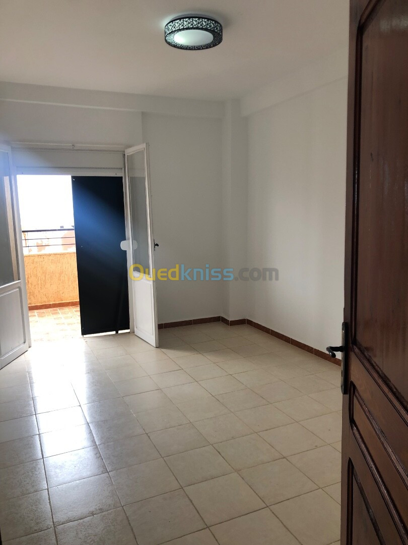 Vente Appartement F3 Oran Ain el turck