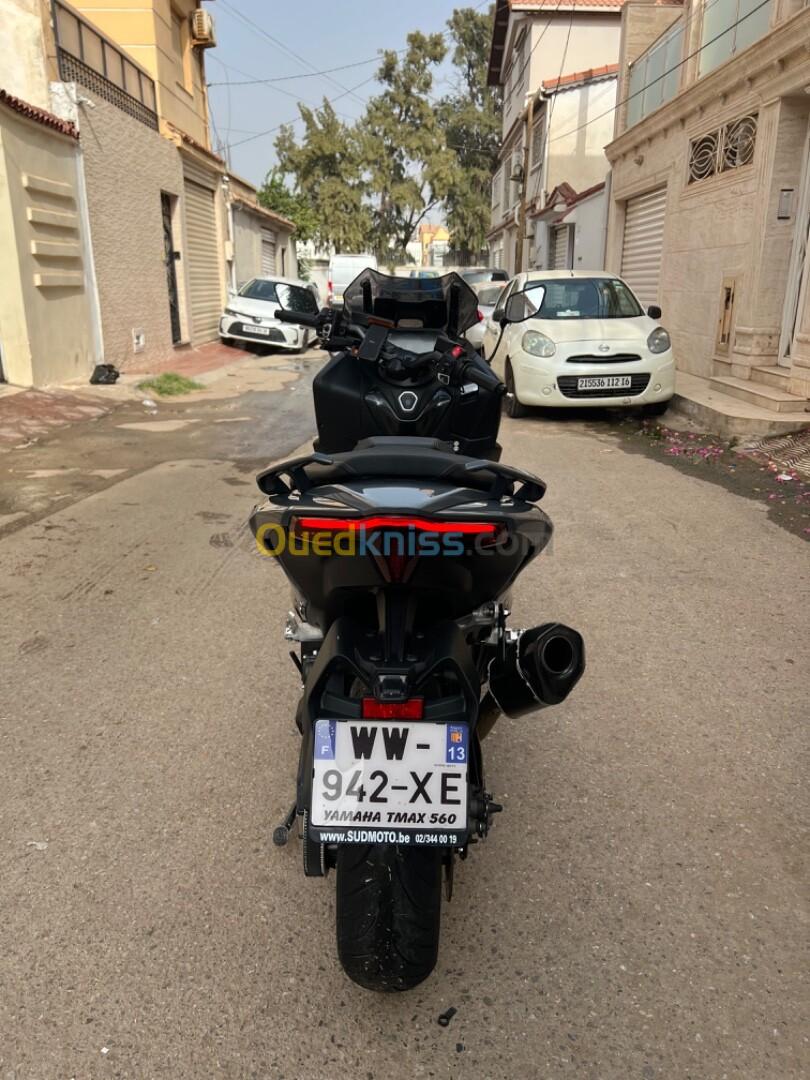 Yamaha Tmax 560 2022