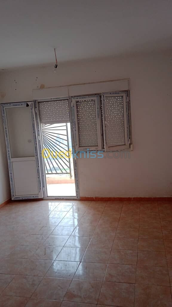 Location Appartement F4 Blida Bouinan