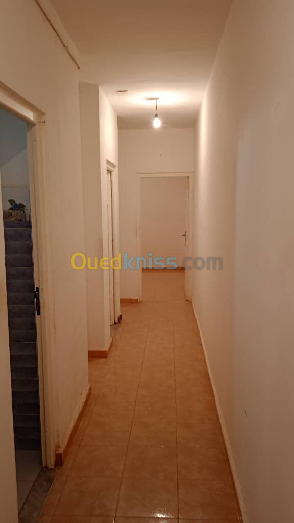 Location Appartement F4 Blida Bouinan