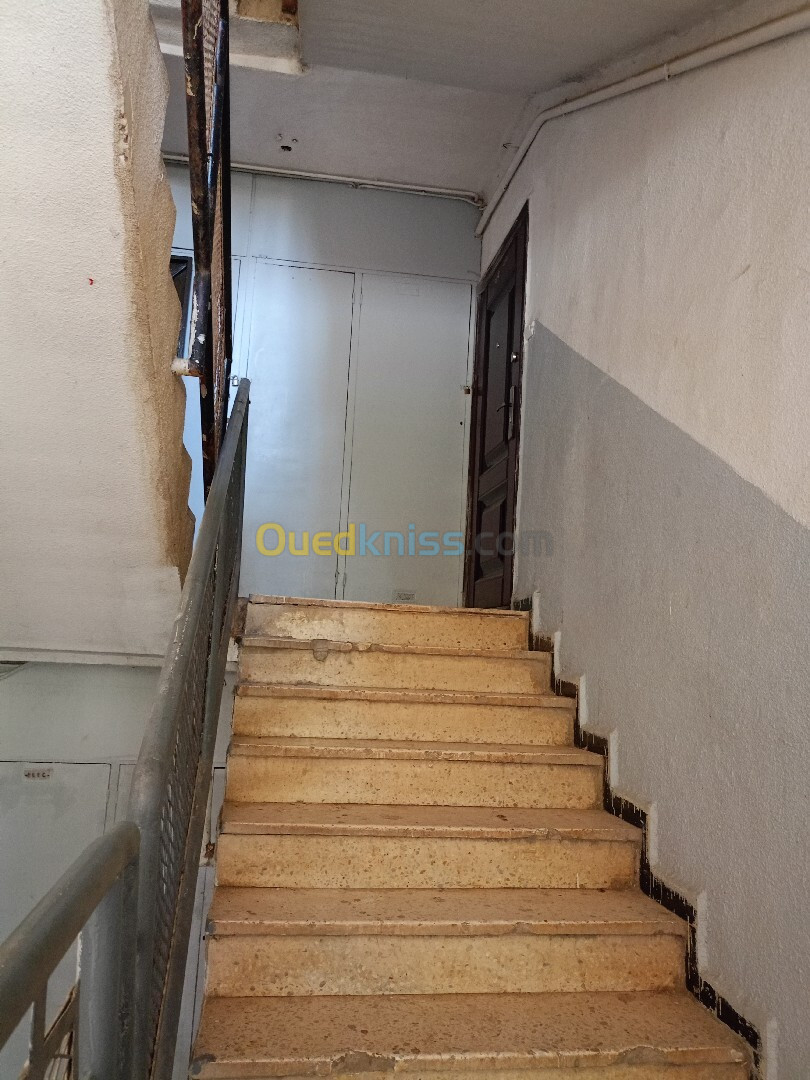 Vente Appartement F3 Alger Ain naadja