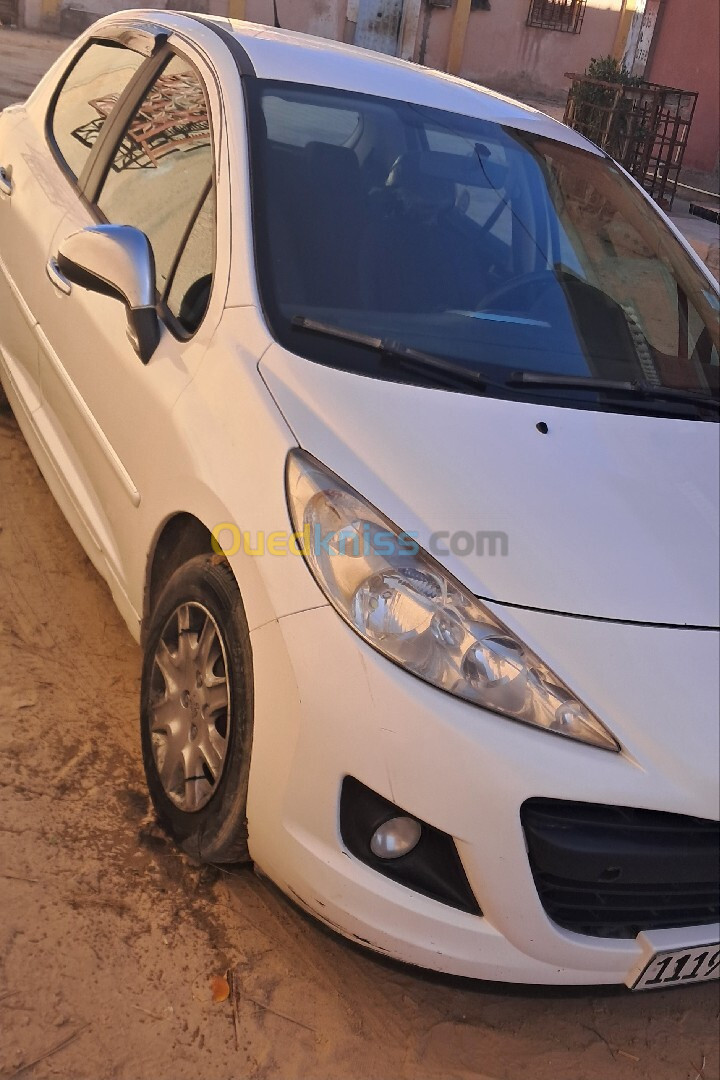 Peugeot 207 2012 