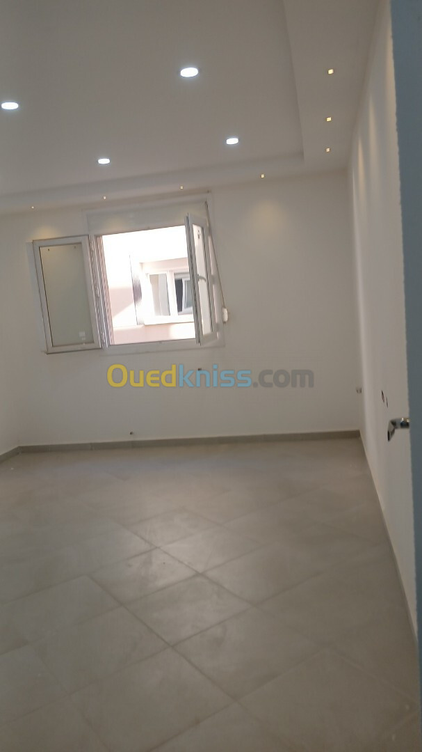 Vente Appartement F3 Alger Bordj el kiffan