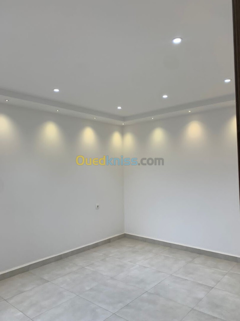 Vente Appartement F4 Alger Bordj el kiffan