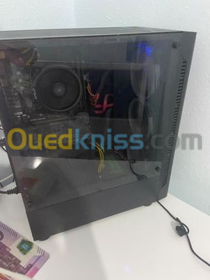 Unité centrale GAMING a vendre utilisé GTX 1650 RYZEN 5 2400G 16GB RAM + GIFT