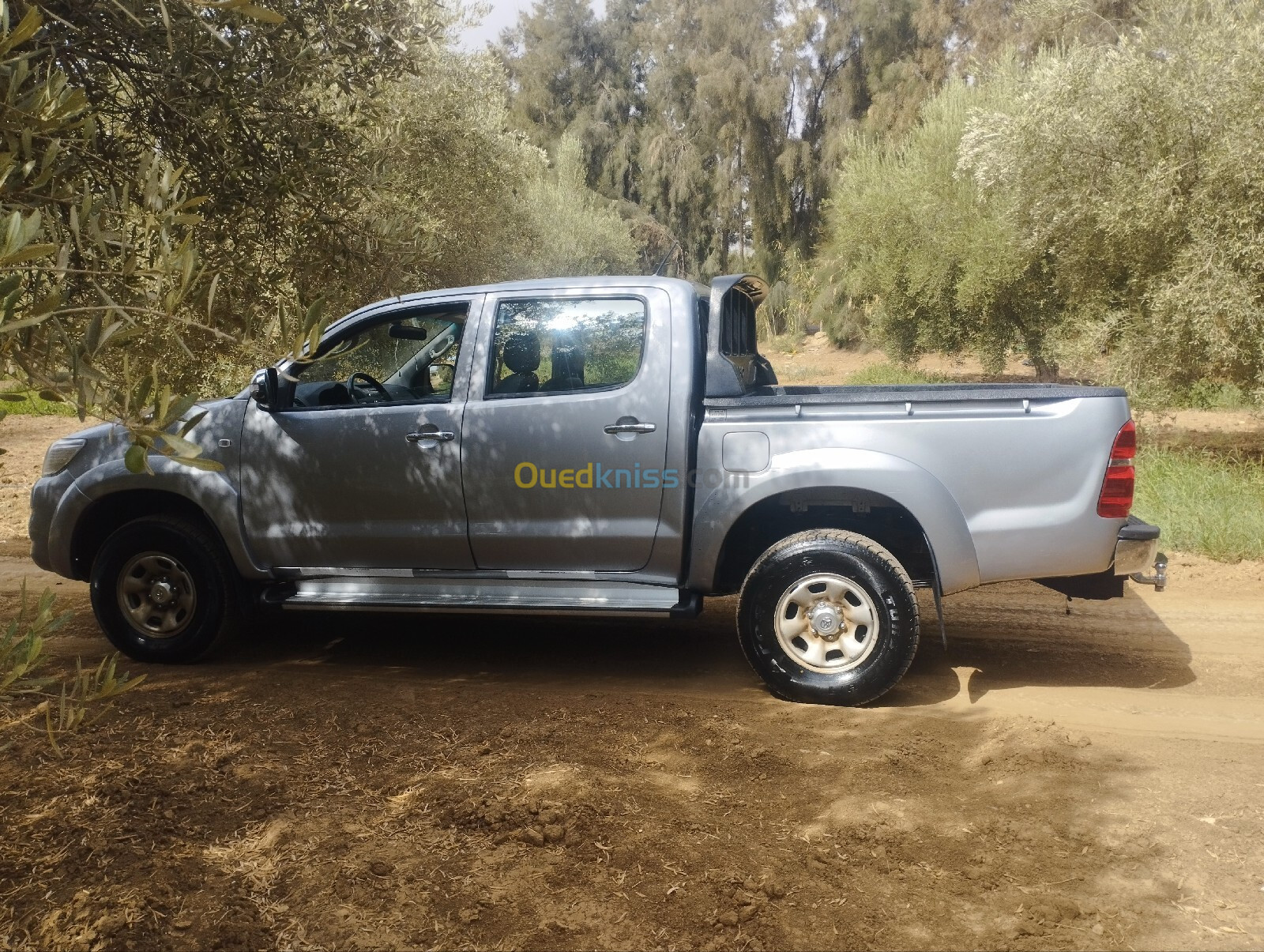 Toyota Hilux 2015 LEGEND DC 4x4