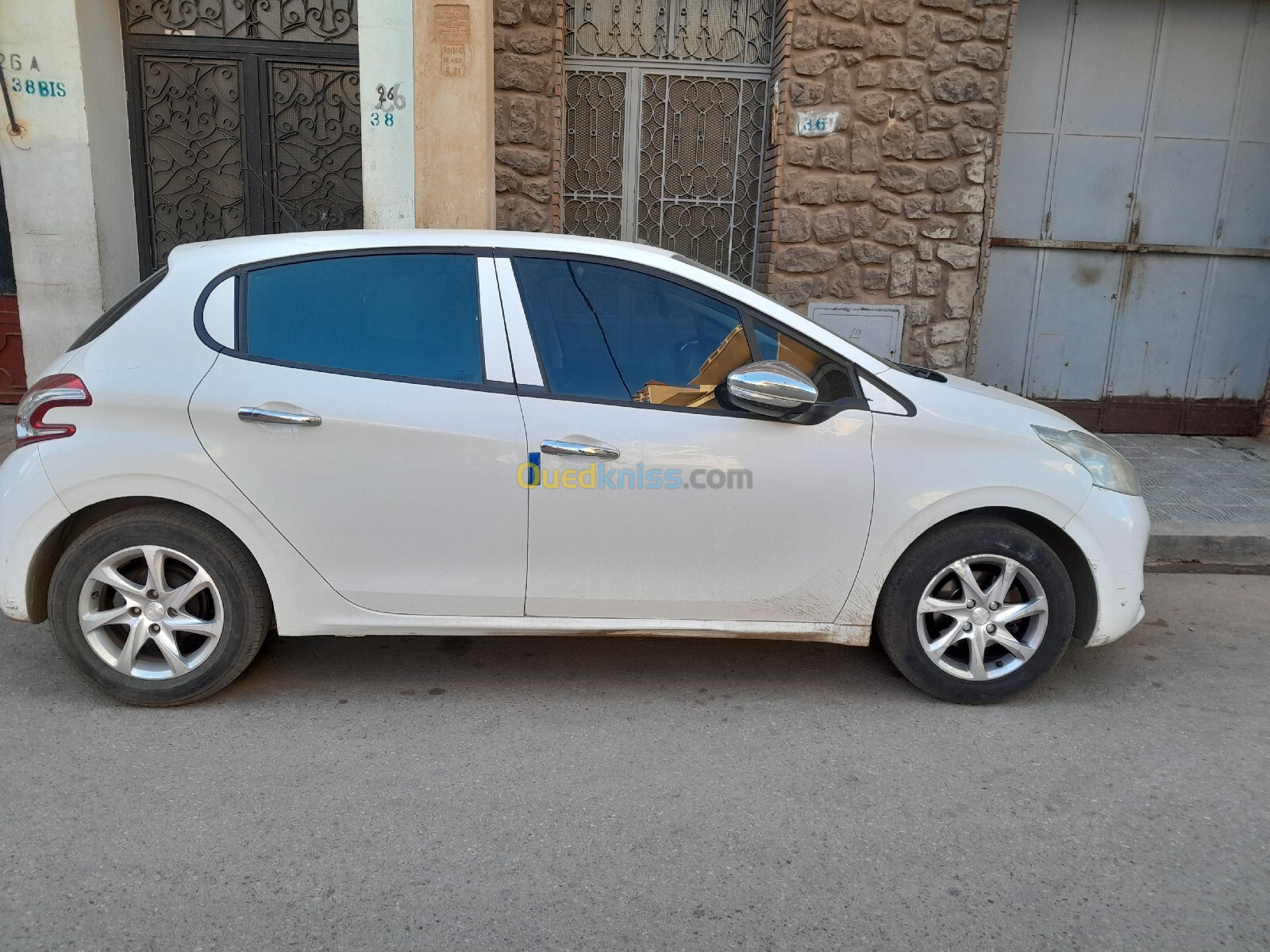 Peugeot 208 2013 