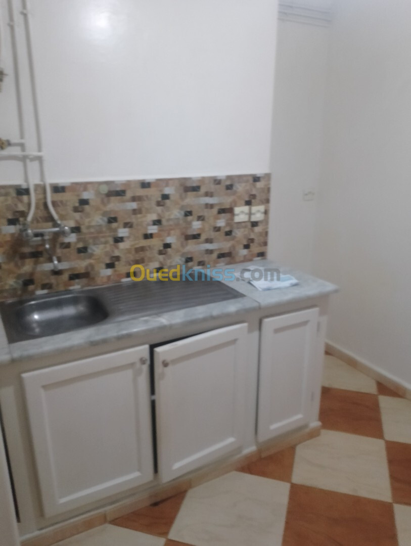 Location Appartement F3 Blida Blida