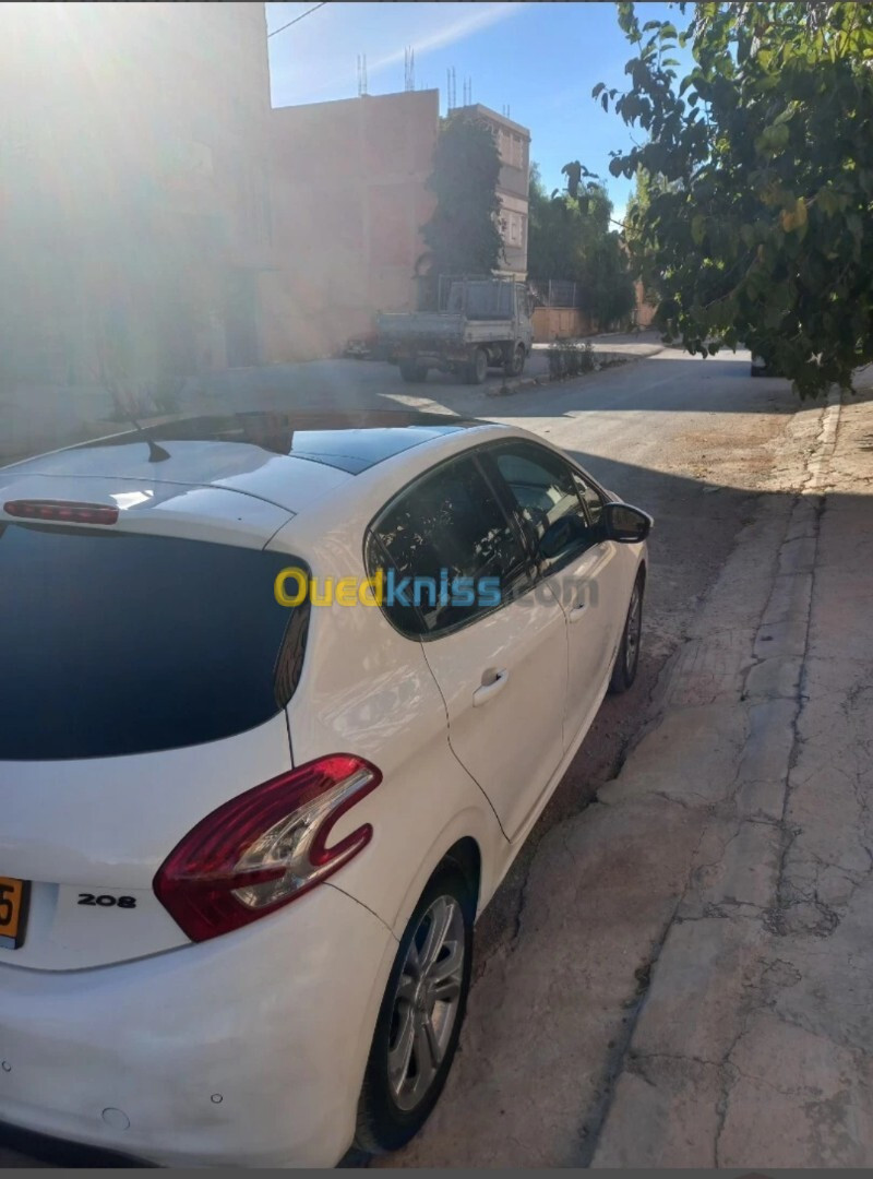 Peugeot 208 2014 208