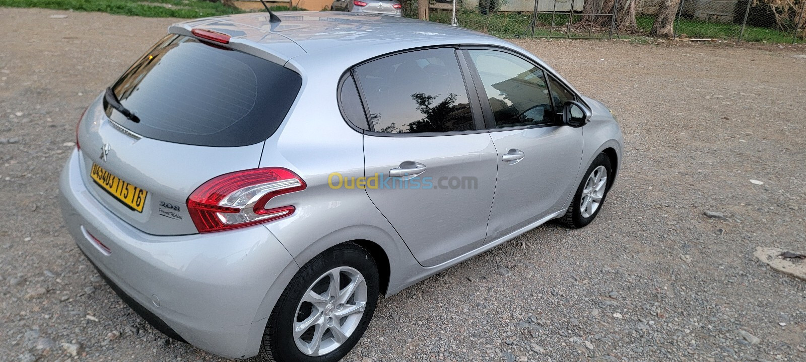 Peugeot 208 2015 Active