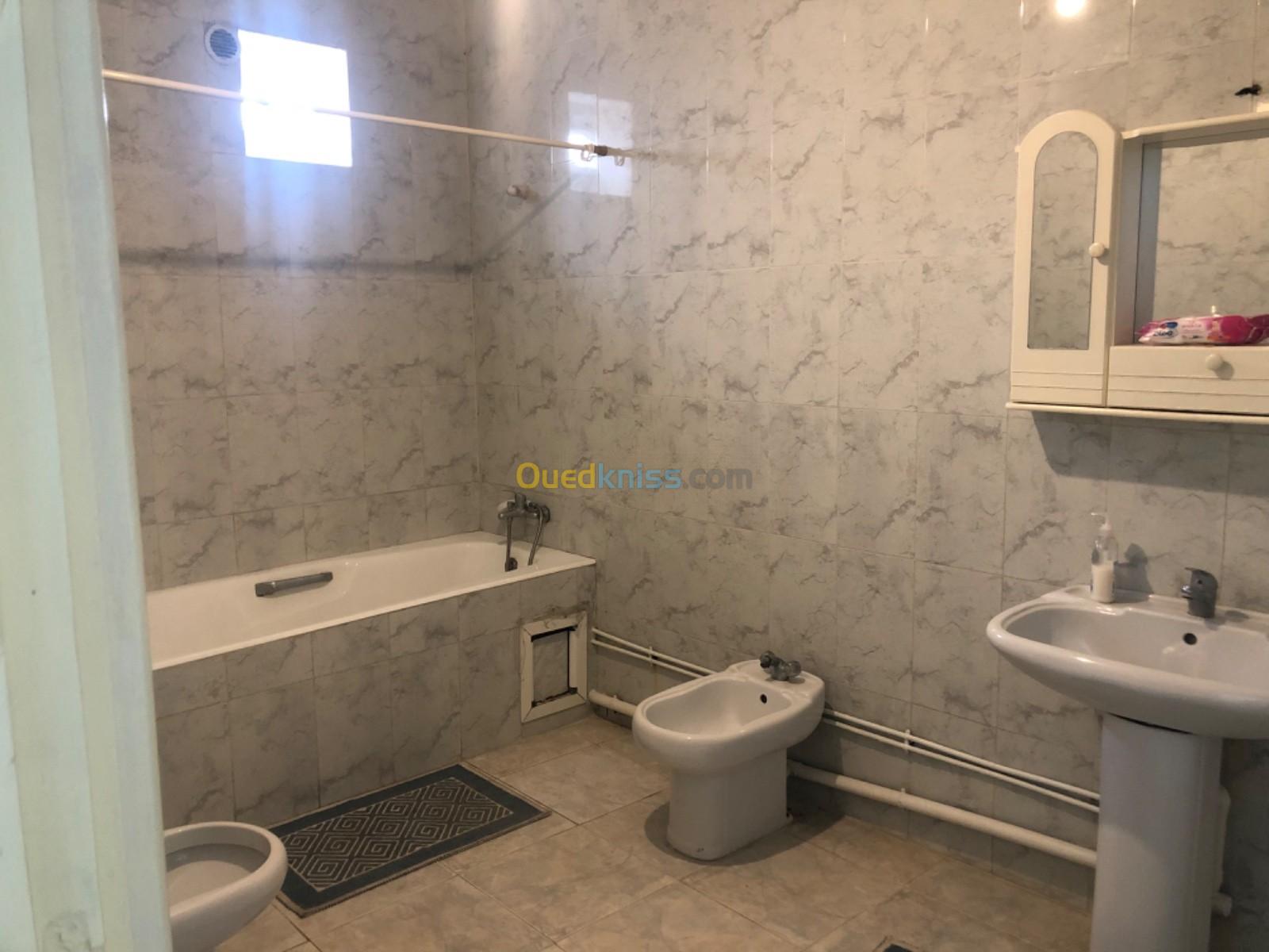 Location Appartement F4 Alger Cheraga