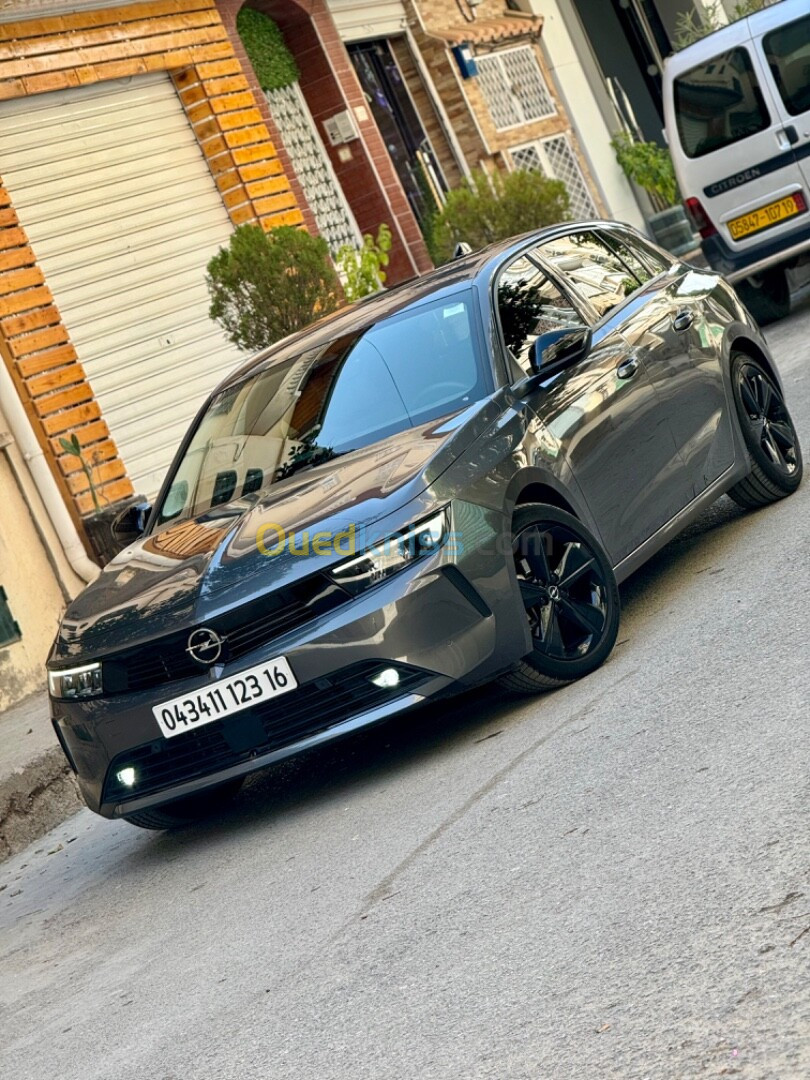 Opel Astra 2023 Elegance