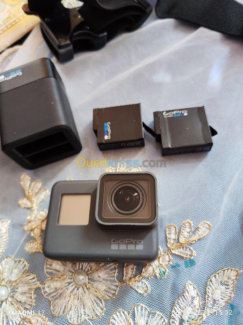 Go pro 5 black avec accessoires 