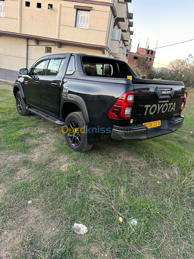 Toyota Hilux 2022 Adventure 2.8 d4d 204ch