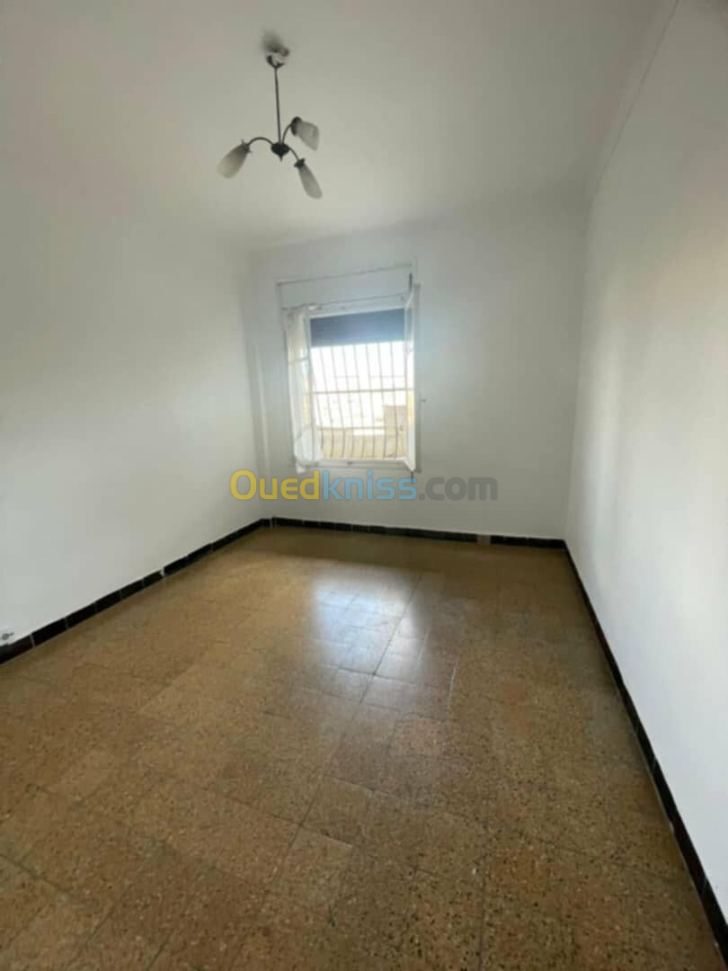 Location Appartement F3 Alger El biar