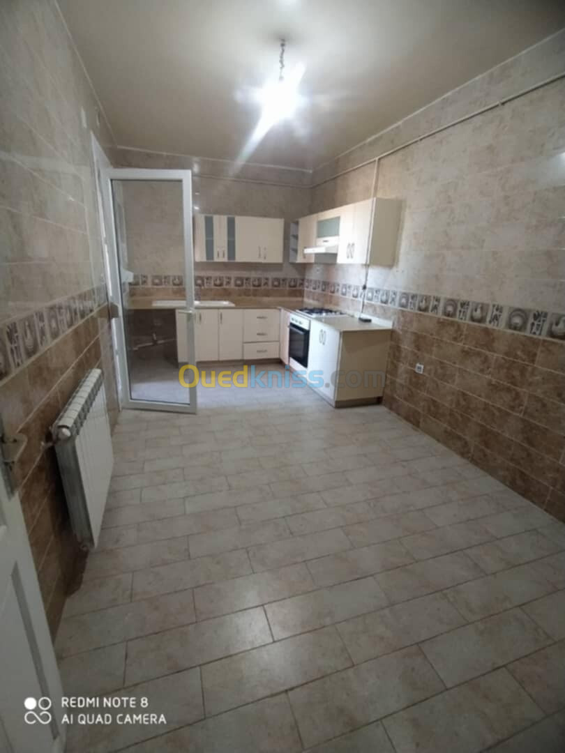 Location Appartement F4 Alger Staoueli