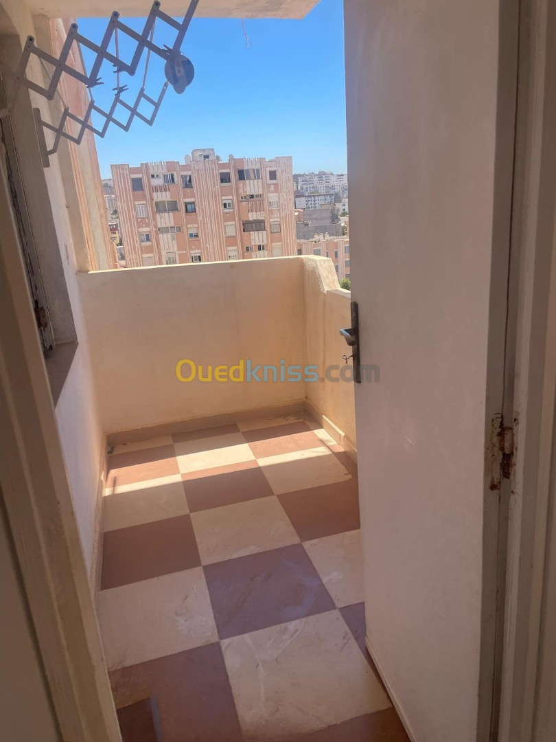 Location Appartement F4 Alger Ain benian