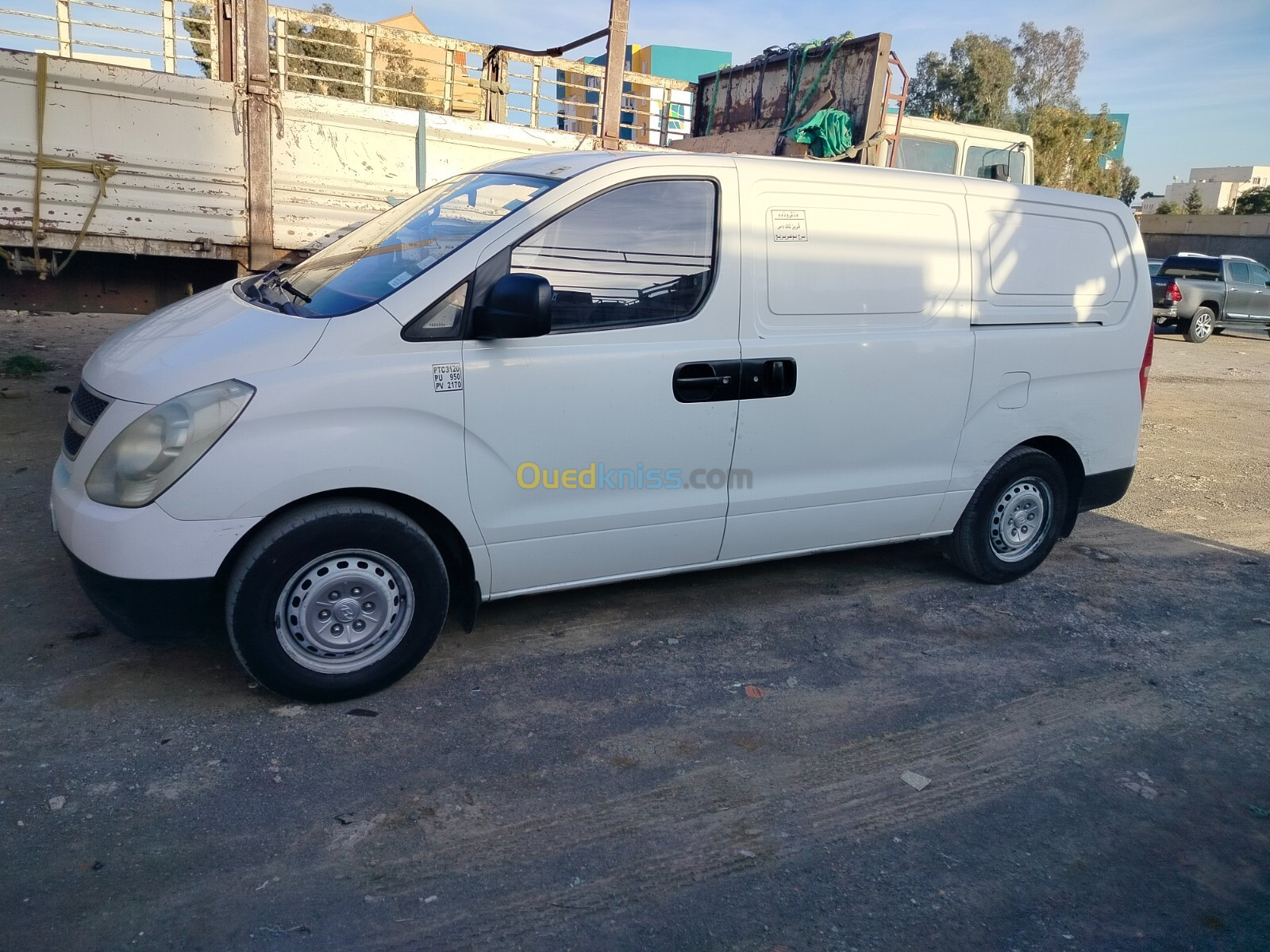 Hyundai H1 2011 Tolé