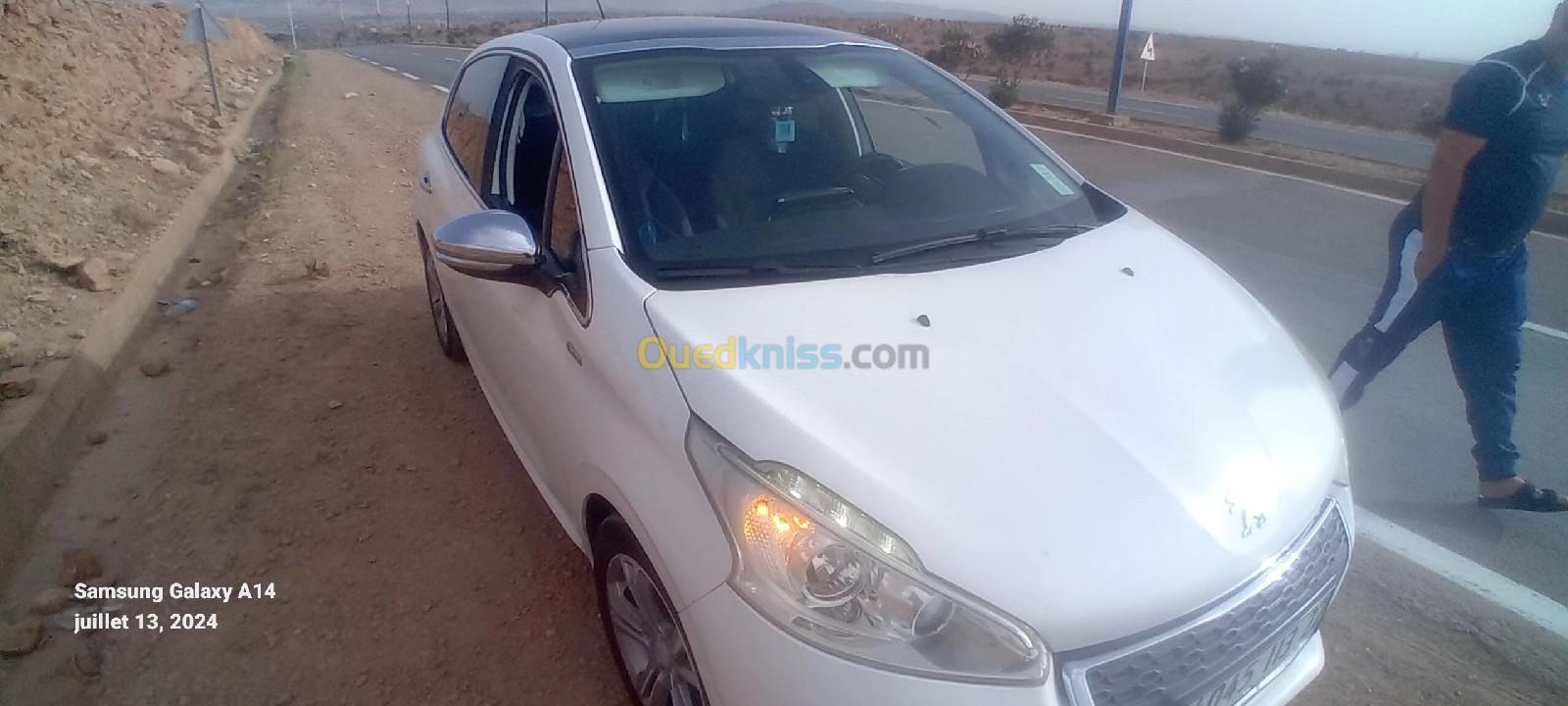 Peugeot 208 2013 Allure